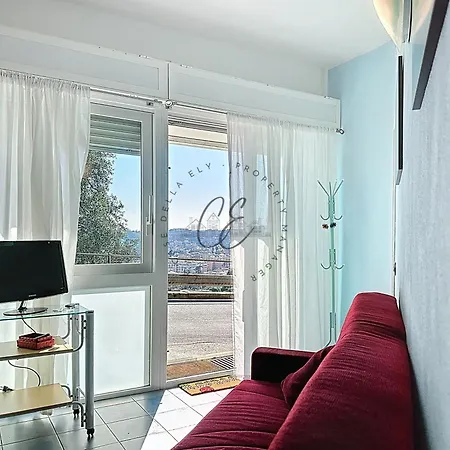 Pizzo House *